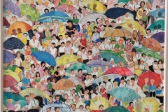 Mange paraplyer og mennesker